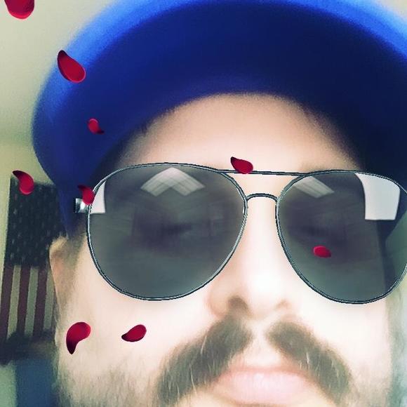 Meet your Posher, Dominic - Picture 1 of 1